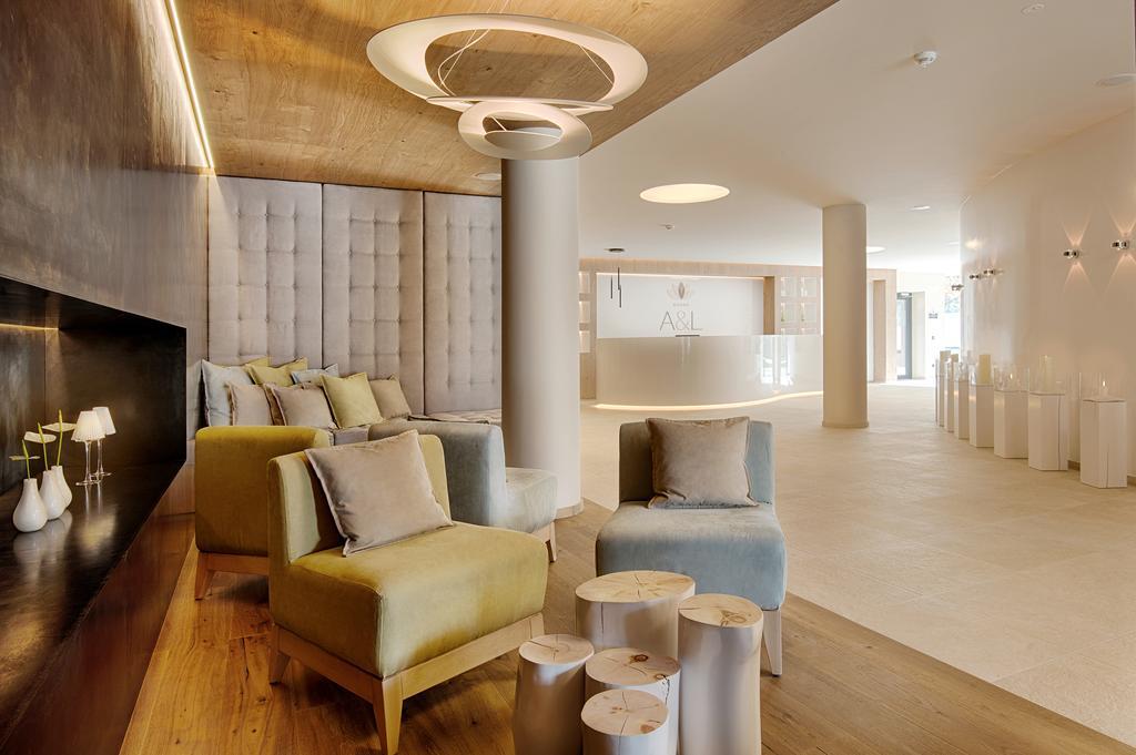Lunaris Wellnessresort Cadipietra Esterno foto